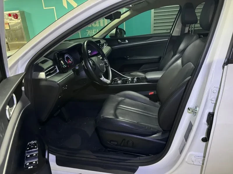 Kia K5 2.0 Lpi Trendy, снимка 7 - Автомобили и джипове - 55936523
