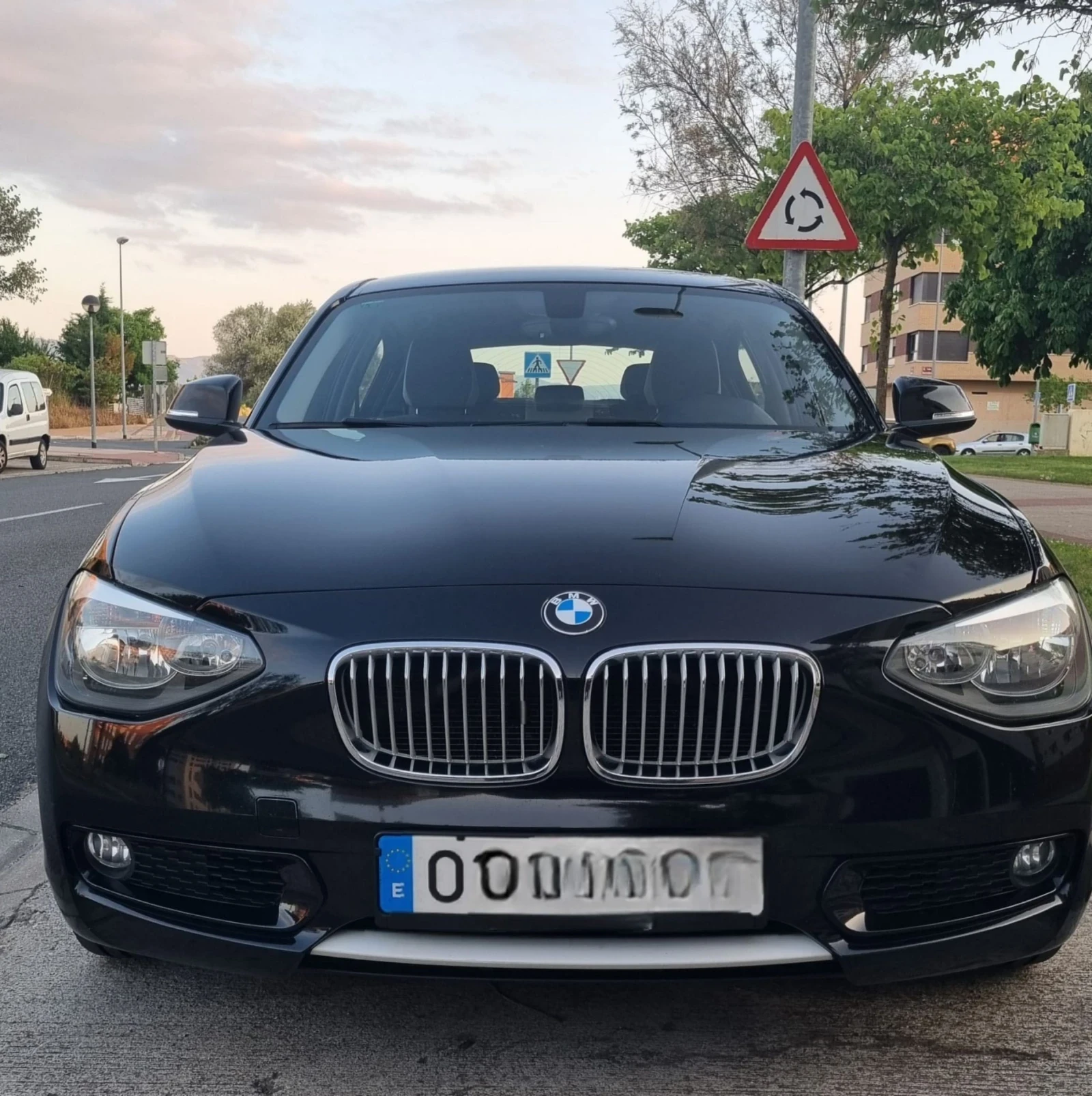 BMW 118 Urban Line PDC, снимка 1