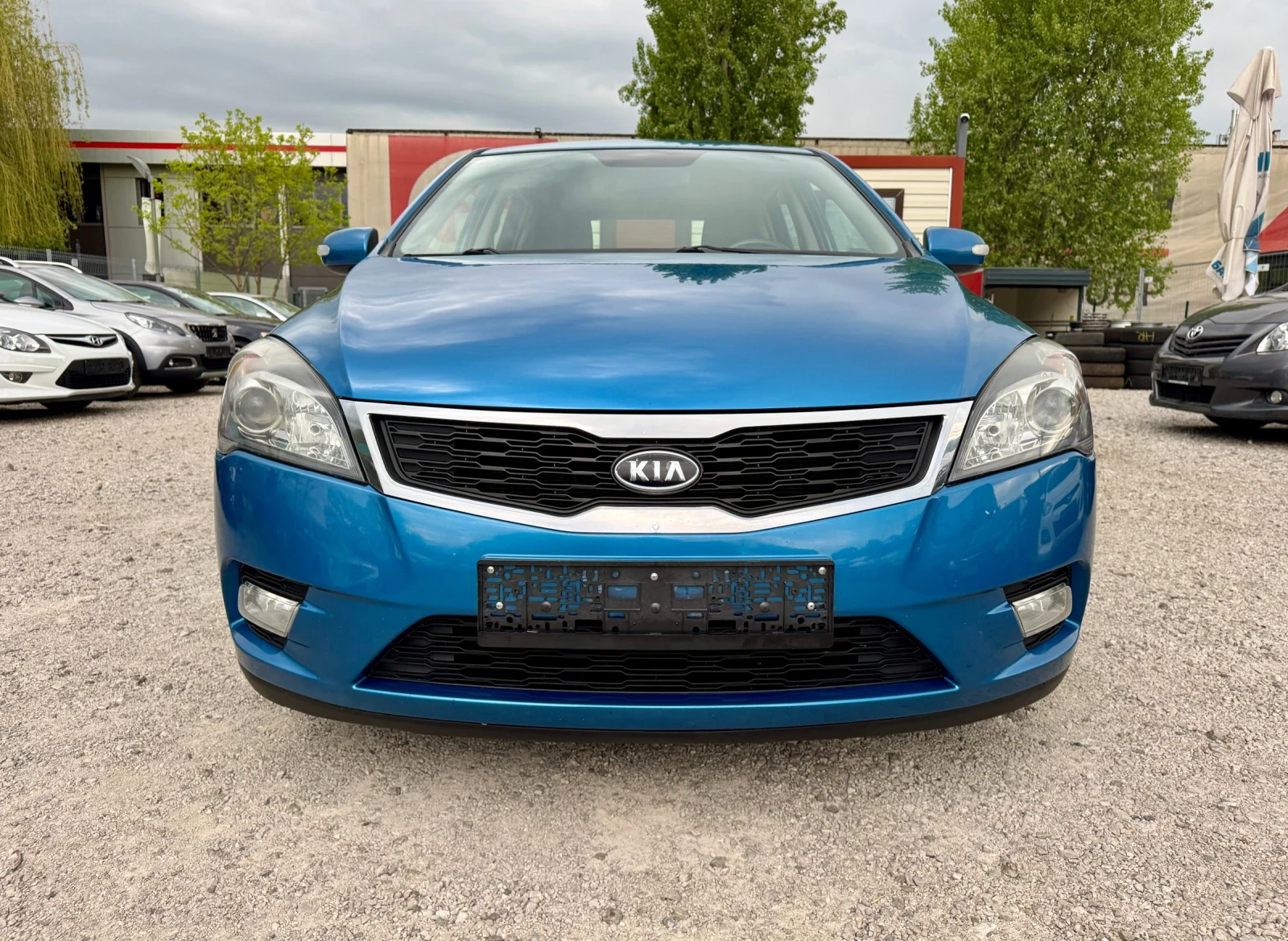 Kia Ceed 1.6i НОВ ВНОС - изображение 8