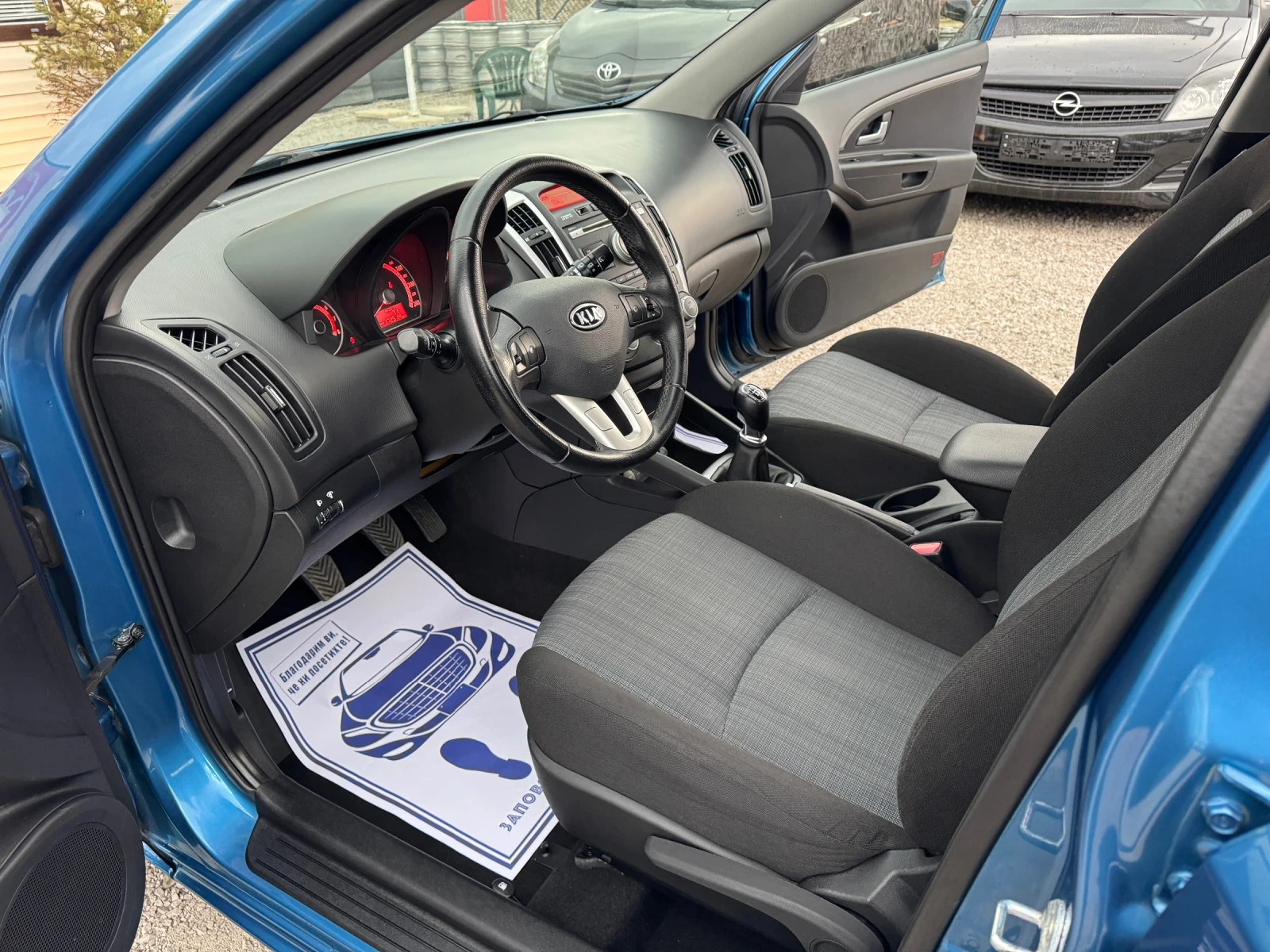Kia Ceed 1.6i НОВ ВНОС - изображение 10