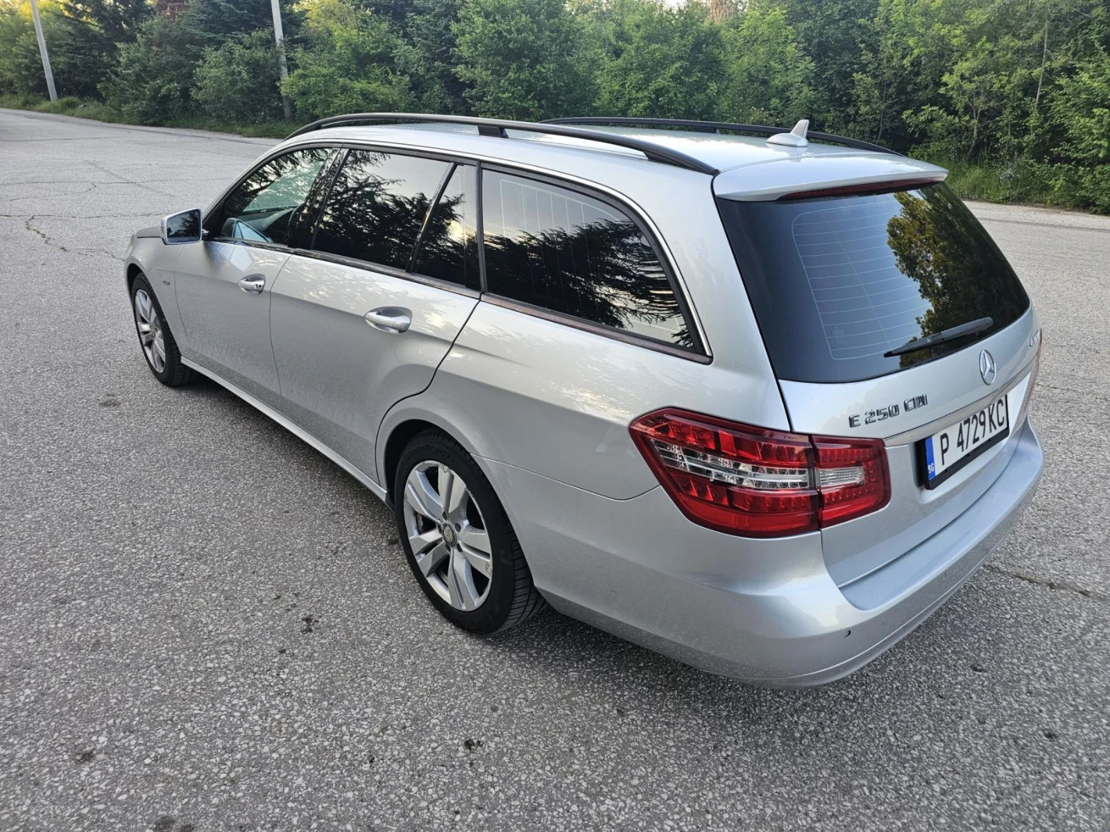 Mercedes-Benz E 250 4matic 7G BiXenon Ambient - изображение 4