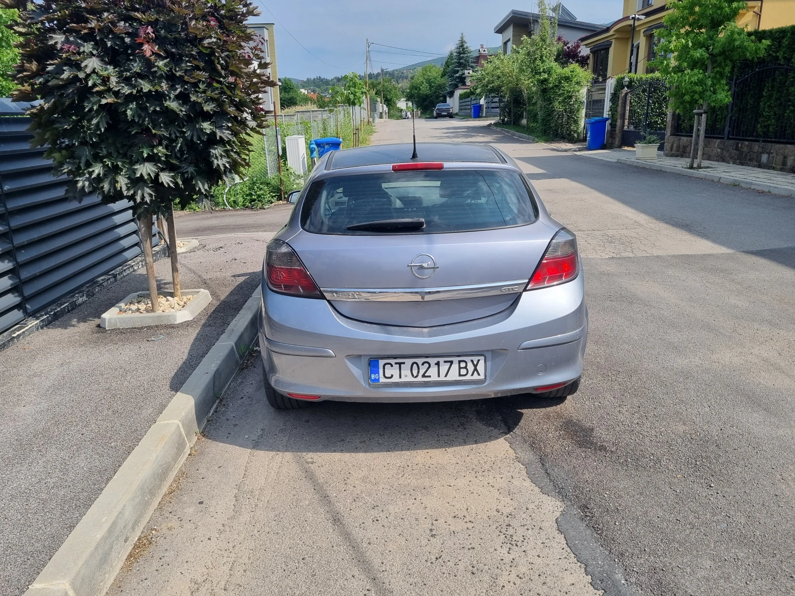 Opel Astra GTC - изображение 4
