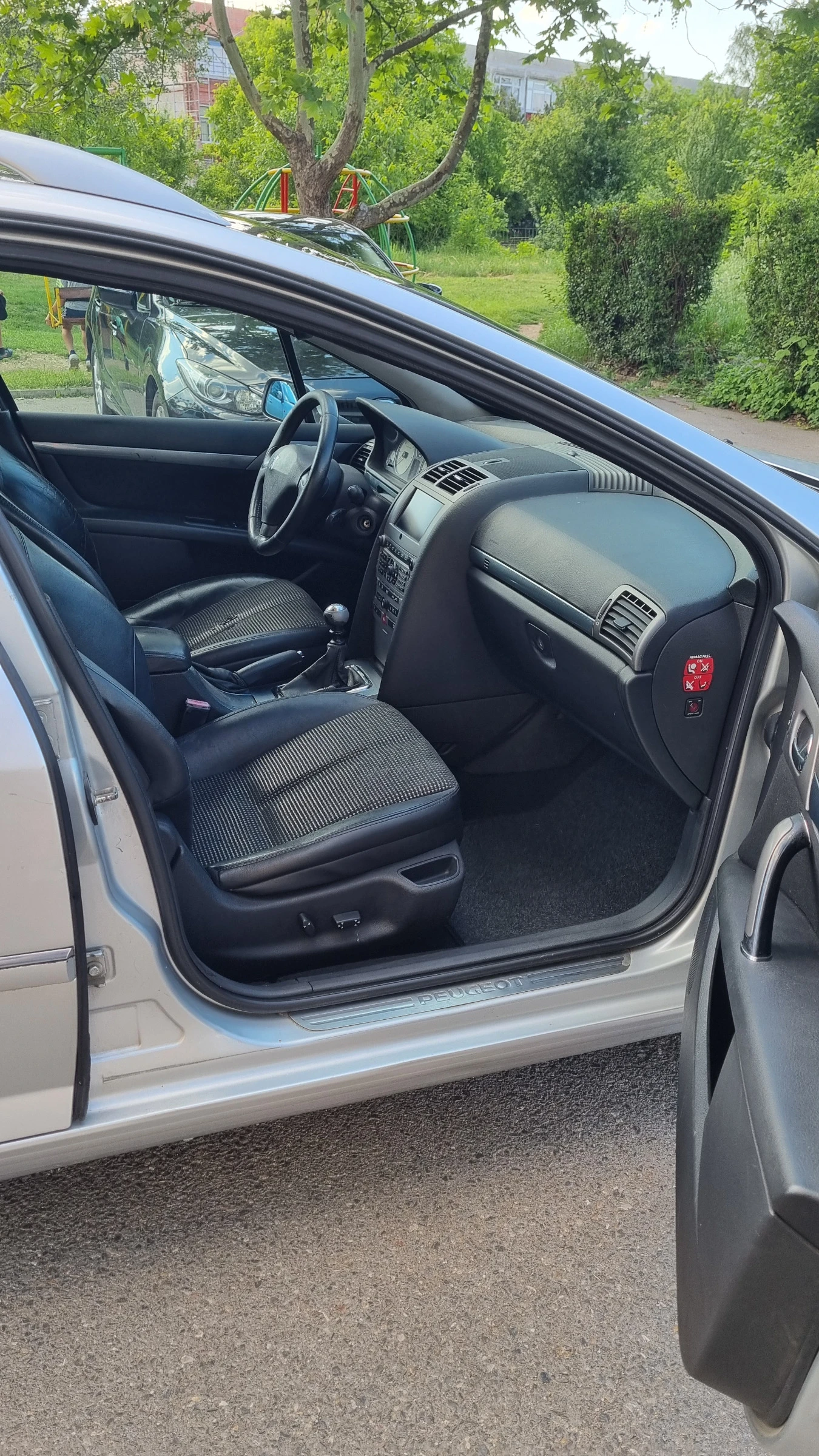 Peugeot 407 2.0 HDI - изображение 10