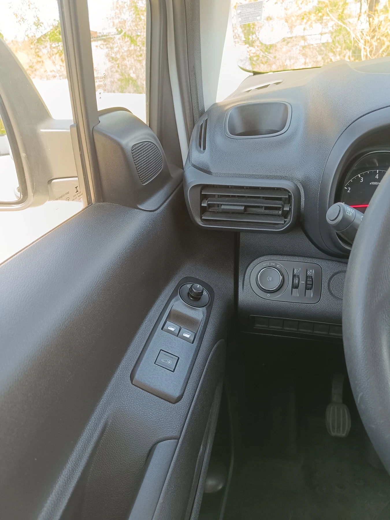 Opel Combo MAXI  XL | Mobile.bg — изображение 11