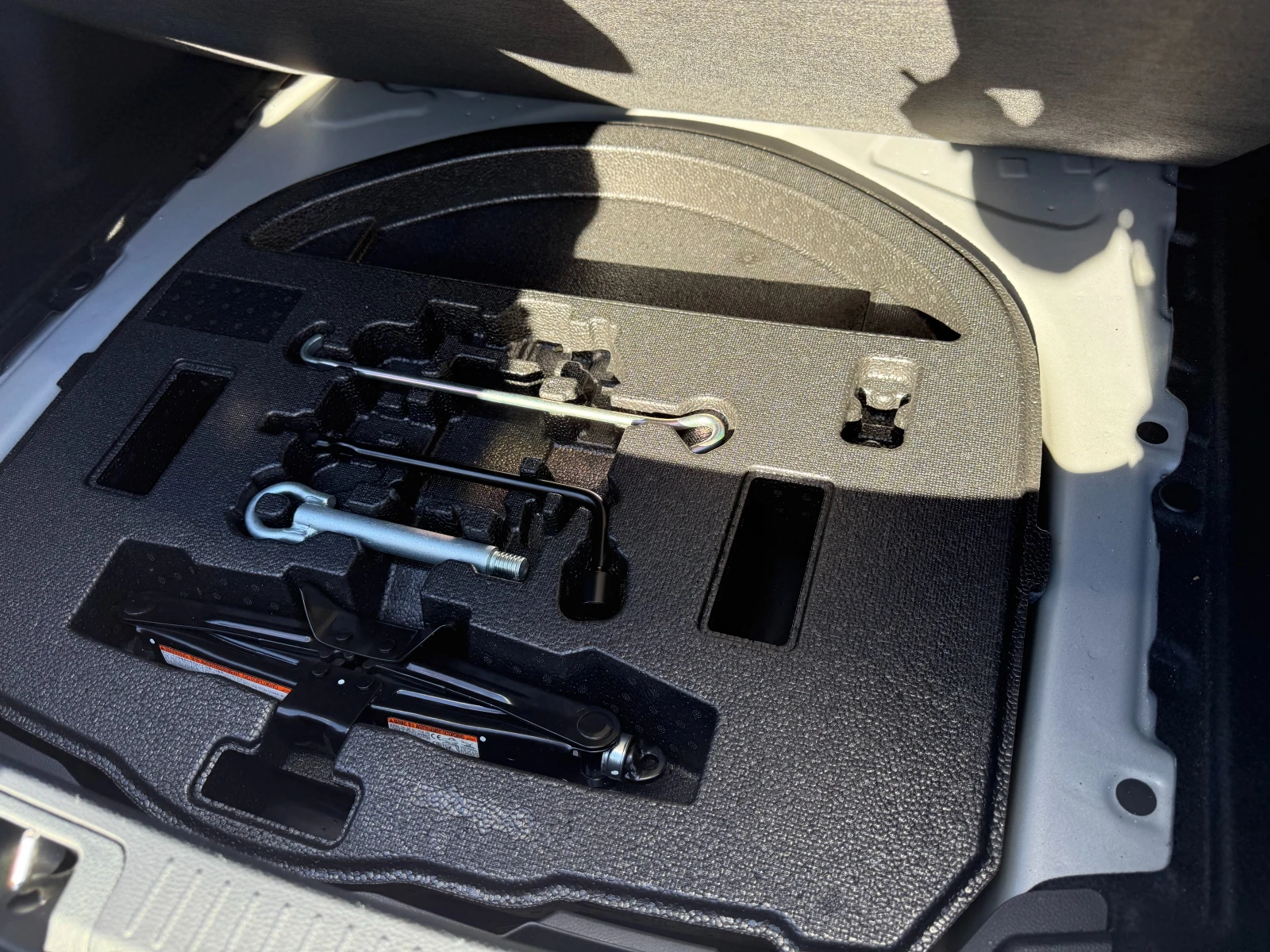 Toyota Corolla COROLLA MY22 1, 5TNGA 6MT 123HP | Mobile.bg   12