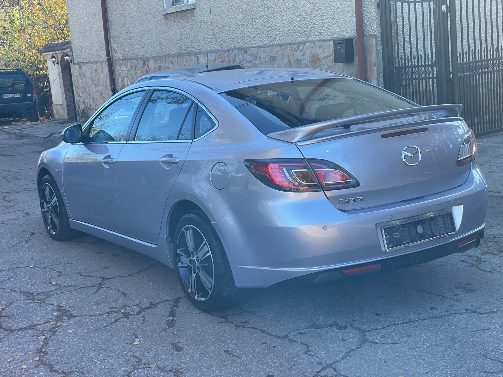 Mazda 6 2.0d* 140kc - изображение 6