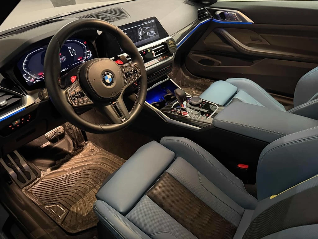 BMW M4 Competition M xDrive * CARFAX * ЛАЗЕРИ - изображение 9