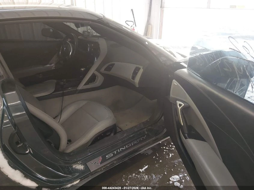 Chevrolet Corvette 6.2l Stingray Z51 3LT - изображение 5