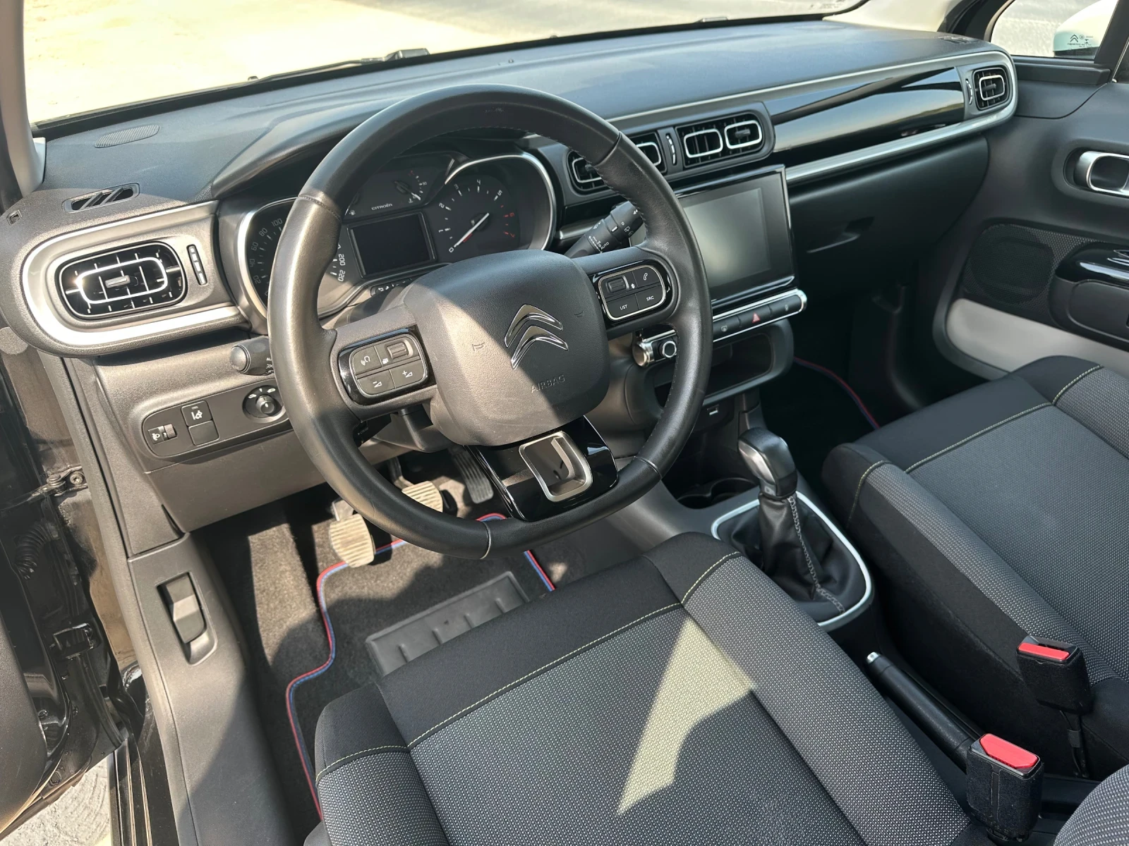 Citroen C3 1.6HDi EURO6B, снимка 12 - Автомобили и джипове - 53875481