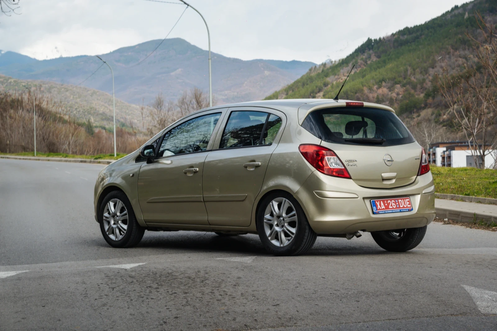 Opel Corsa, снимка 4 - Автомобили и джипове - 54024719