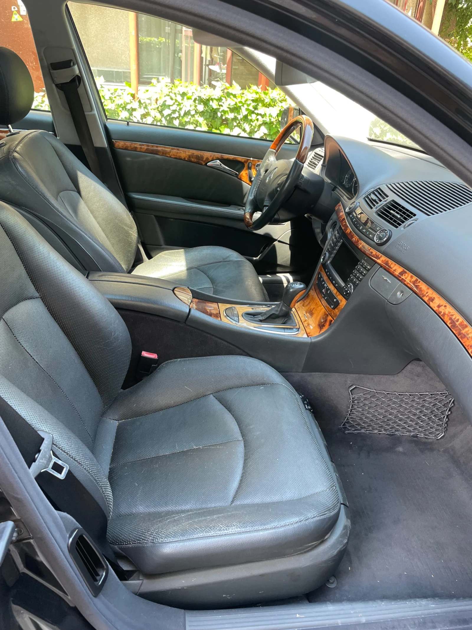 Mercedes-Benz E 500 5.0i* V8* 306kc, снимка 8 - Автомобили и джипове - 54866674
