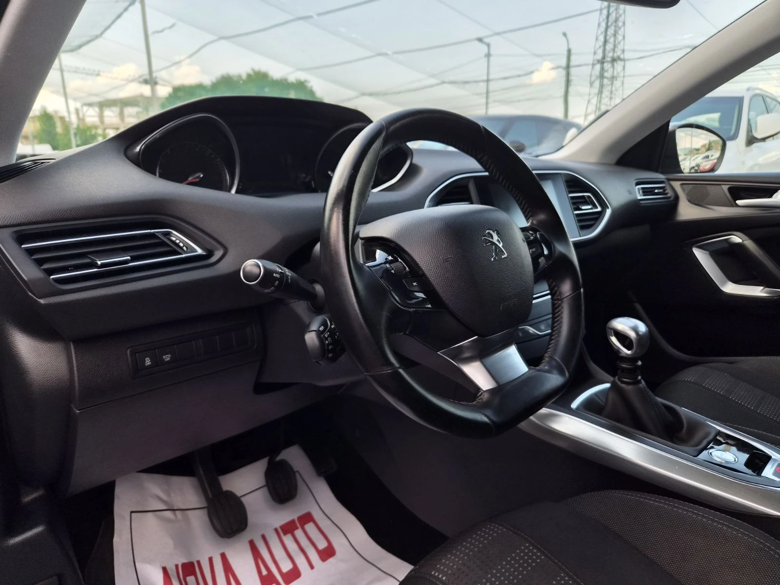 Peugeot 308 1.6HDI-EURO 6, снимка 7 - Автомобили и джипове - 55071571