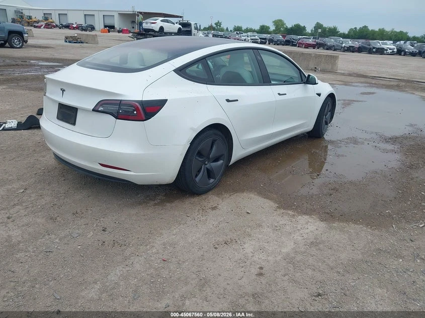Tesla Model 3 Long Range/Mid Range/Standard Range/Standard Range, снимка 4 - Автомобили и джипове - 55272005