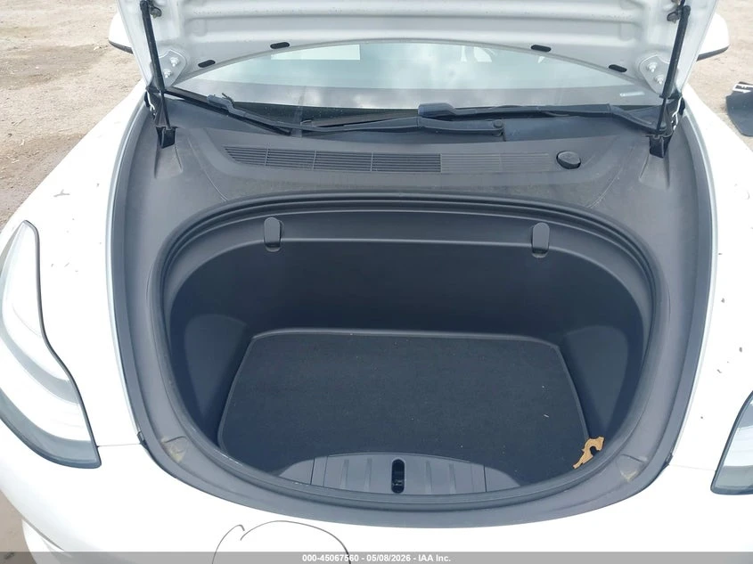 Tesla Model 3 Long Range/Mid Range/Standard Range/Standard Range, снимка 10 - Автомобили и джипове - 55272005