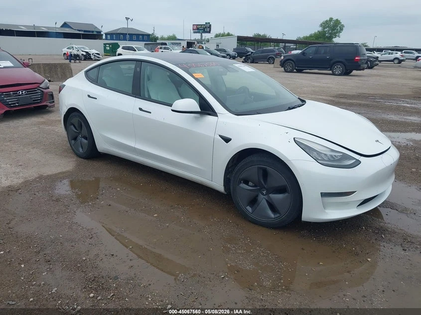 Tesla Model 3 Long Range/Mid Range/Standard Range/Standard Range