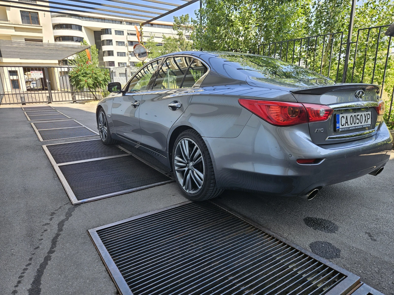 Infiniti Q50, снимка 4 - Автомобили и джипове - 55550749
