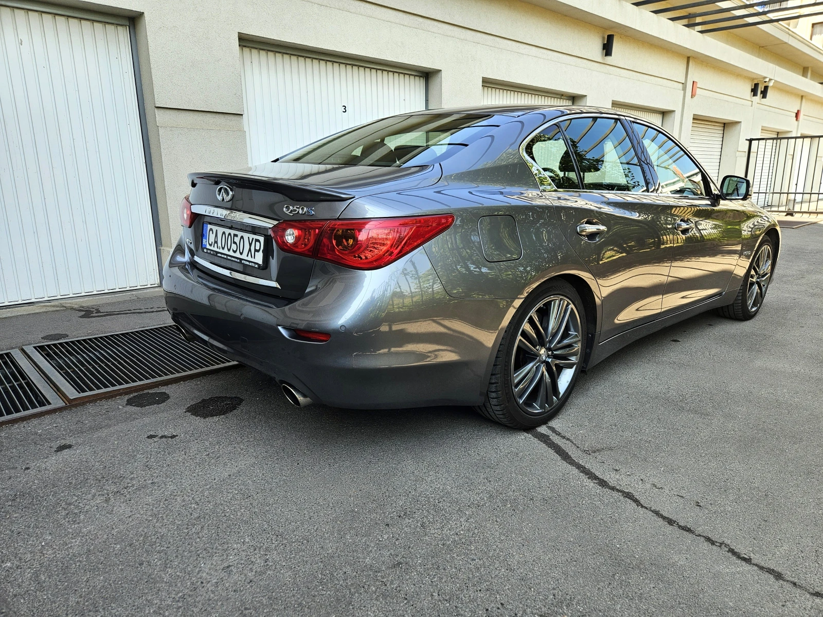 Infiniti Q50, снимка 6 - Автомобили и джипове - 55550749