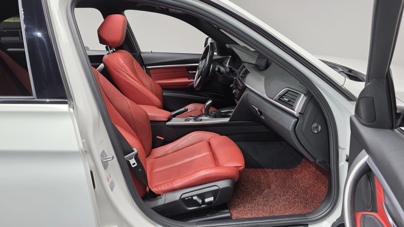 BMW 330 M Sport Shadow autoprime.bg, снимка 10 - Автомобили и джипове - 56002667