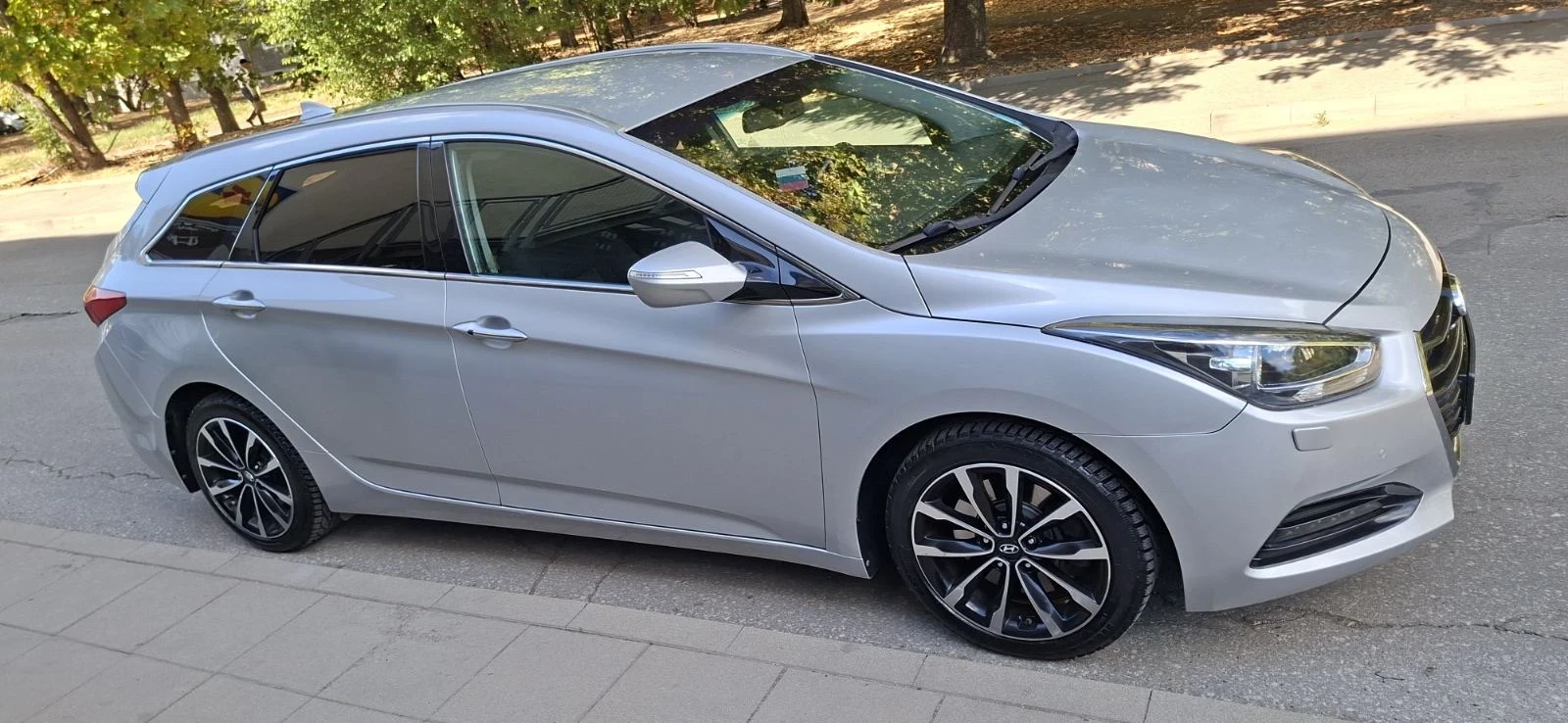 Hyundai I40, снимка 2 - Автомобили и джипове - 56107045