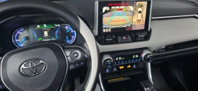 Toyota Rav4 Гаранционен автомобил с пълна сервизна история , снимка 8