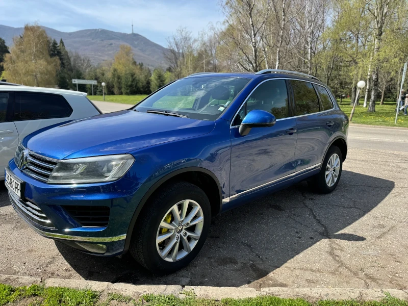 VW Touareg, снимка 2 - Автомобили и джипове - 52506865