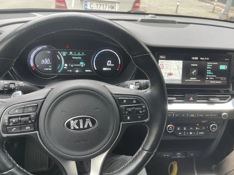 Kia Niro Face lift/ГАРАНЦИЯ/Пълна СЕРВИЗНА ИСТОРИЯ, снимка 3 - Автомобили и джипове - 53202602