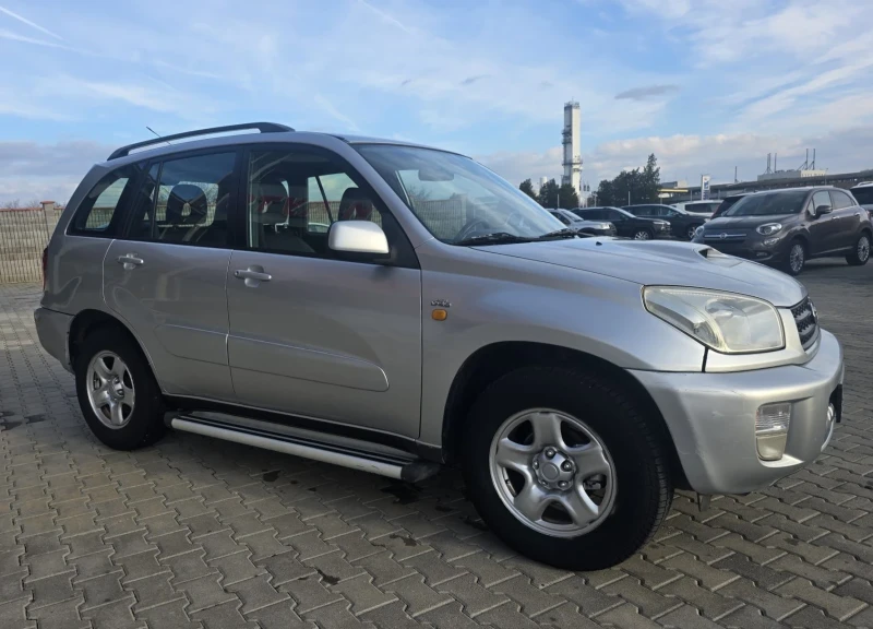 Toyota Rav4 2.0D4D, снимка 3 - Автомобили и джипове - 53262928