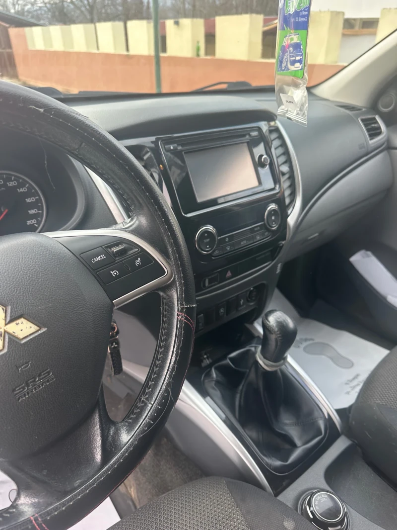 Mitsubishi L200, снимка 3 - Автомобили и джипове - 53269392