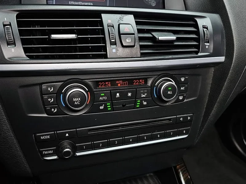 BMW X3 2.0d, снимка 17 - Автомобили и джипове - 54603120