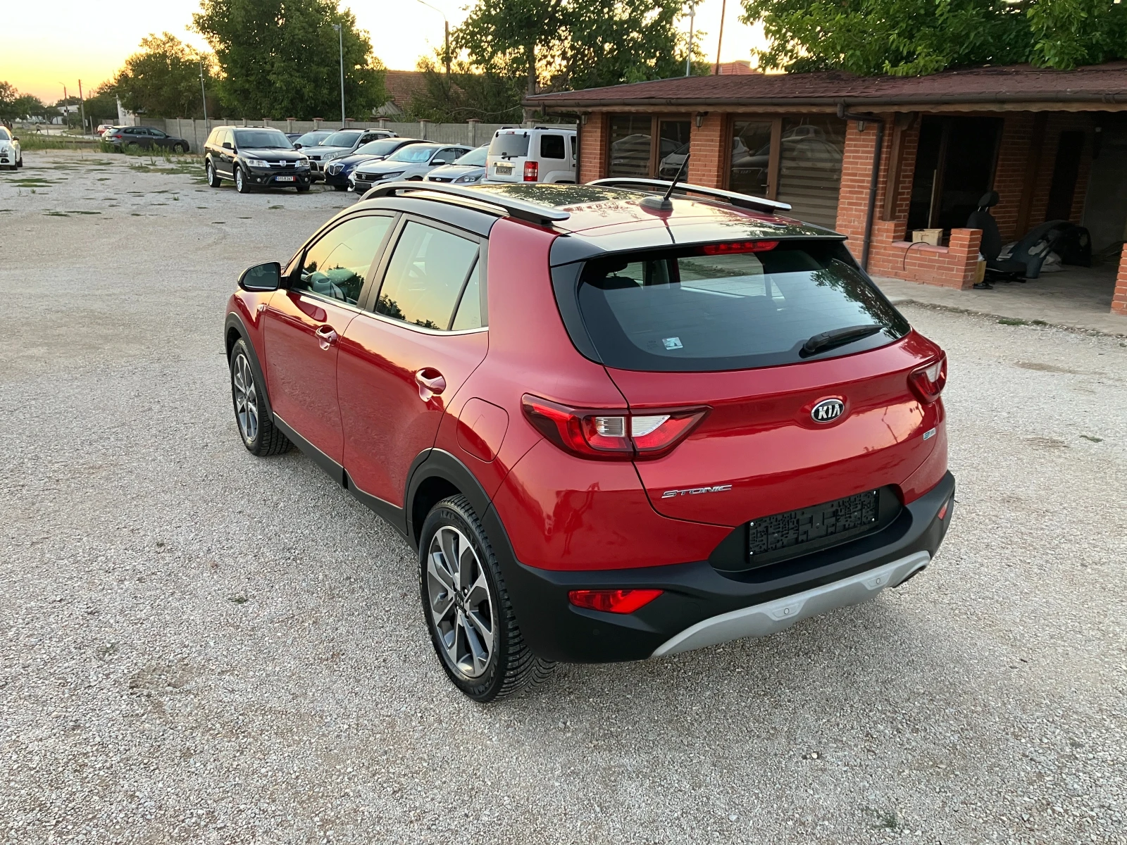 Kia Stonic 1.4-газ инжекцион - изображение 6