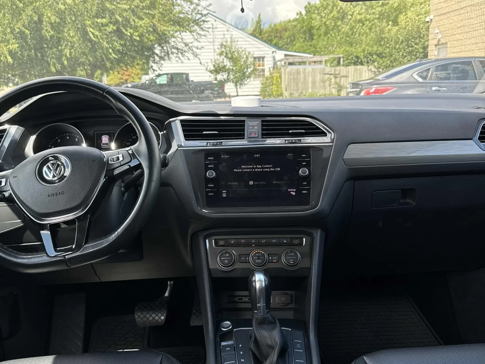 VW Tiguan * CARFAX* АВТОФИНАНСИРАНЕ БЕЗ ПЪРВОНАЧАЛНА ВНОСКА! - изображение 8