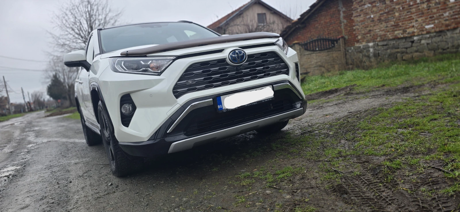Toyota Rav4 Гаранционен автомобил с пълна сервизна история  - изображение 3