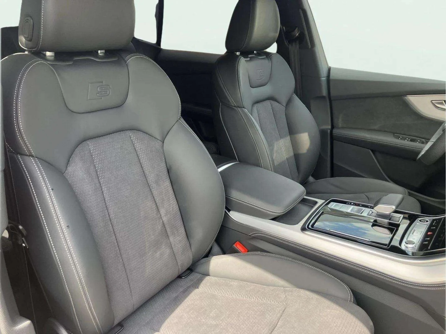 Audi Q8, снимка 14 - Автомобили и джипове - 56420604