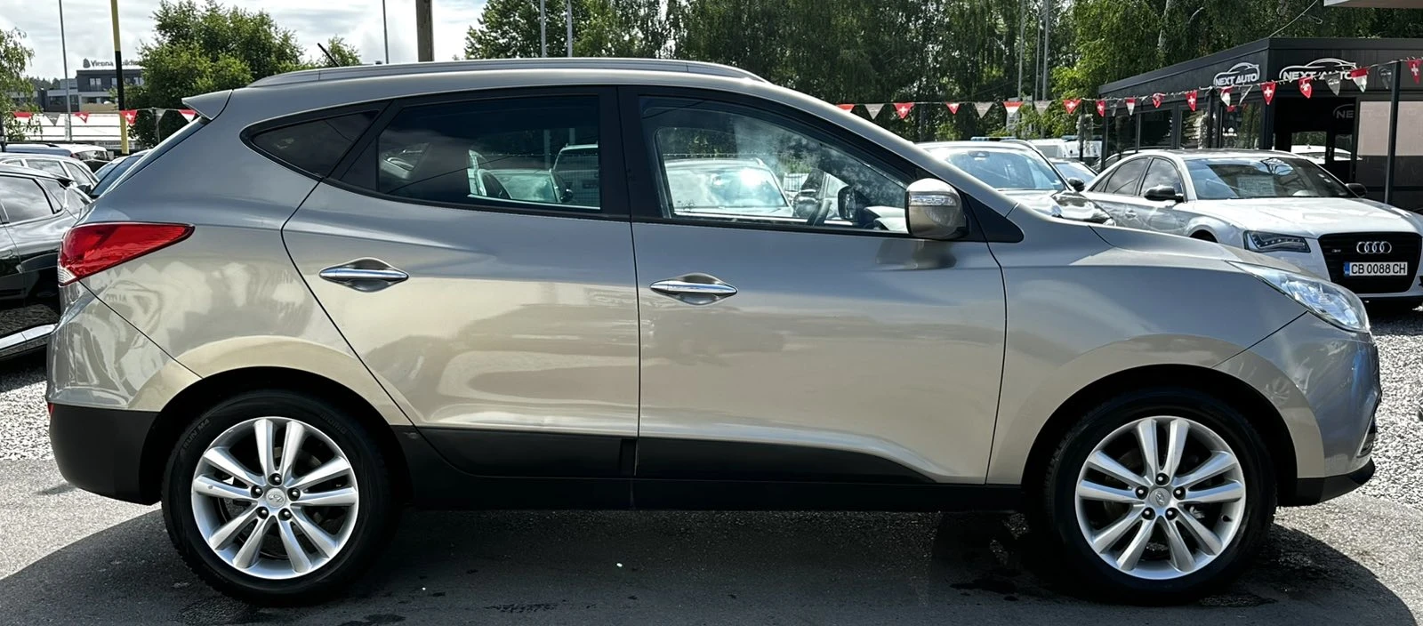 Hyundai IX35 2.0CRDI 184HP AWD КОЖА ПОДГРЕВ EU5A, снимка 4 - Автомобили и джипове - 55035051