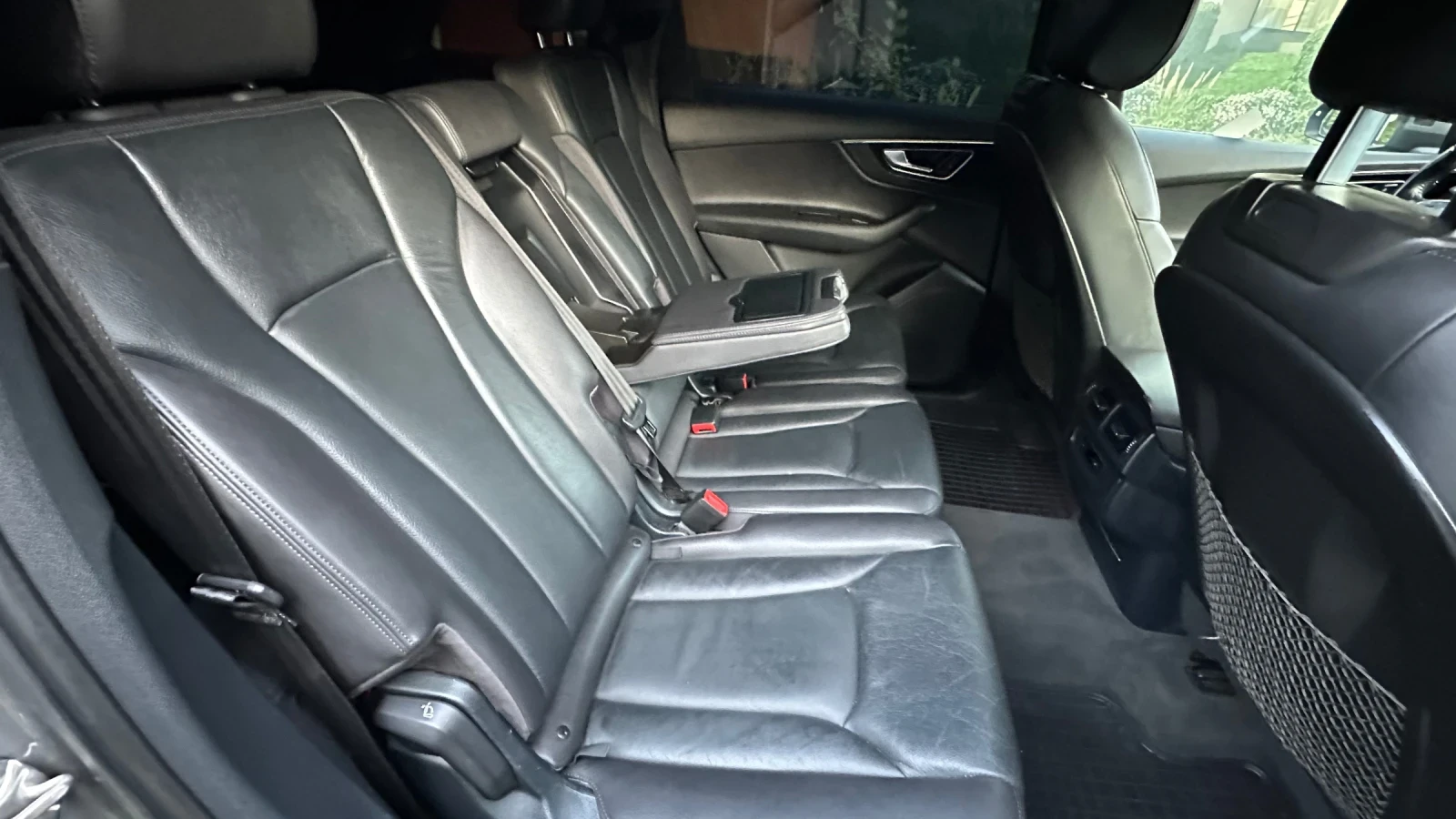 Audi Q7 3.0Т Premium Plus, снимка 10 - Автомобили и джипове - 55588135