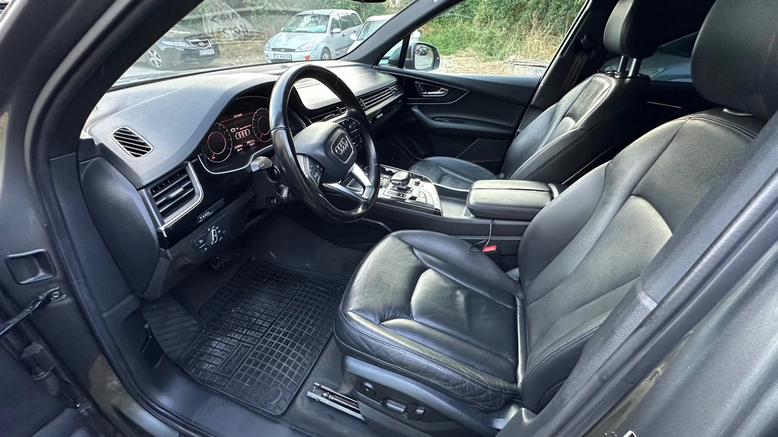 Audi Q7 3.0Т Premium Plus, снимка 8 - Автомобили и джипове - 55588135