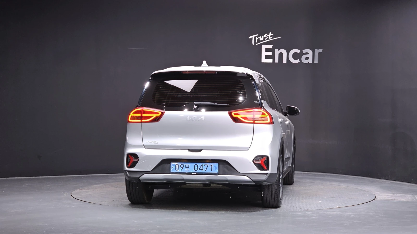 Kia Niro * КРАЙНА ЦЕНА* , снимка 4 - Автомобили и джипове - 56065183