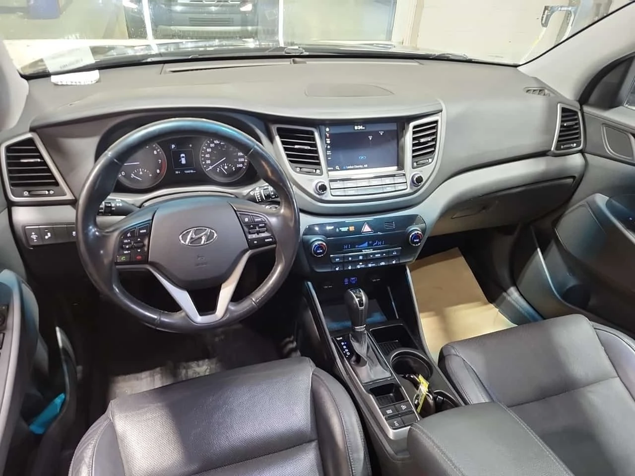 Hyundai Tucson * LUXURY * CARFAX * ����������� | Mobile.bg � ����������� 10