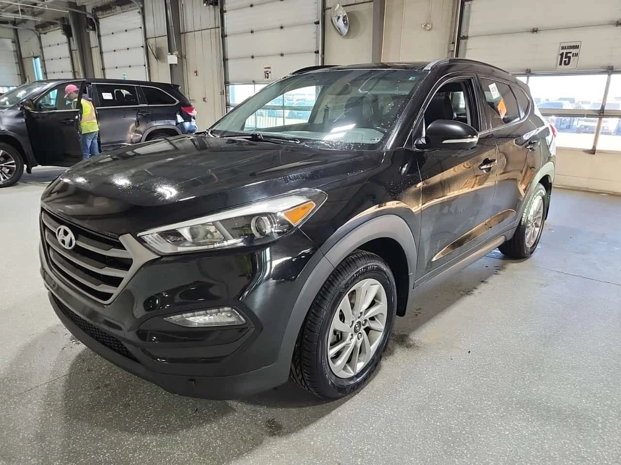 Hyundai Tucson * LUXURY * CARFAX * ФИНАНСИРАНЕ