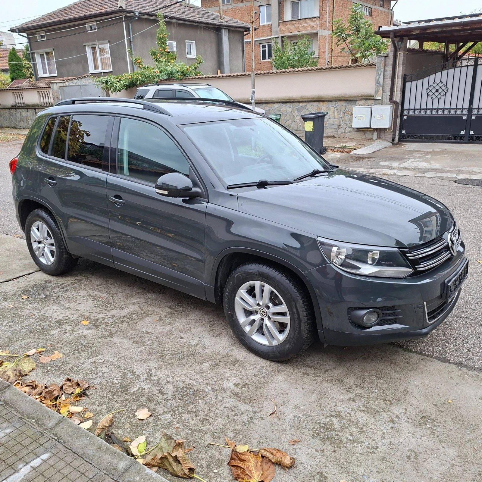 VW Tiguan 2, 0 TDI, снимка 3 - Автомобили и джипове - 56739556