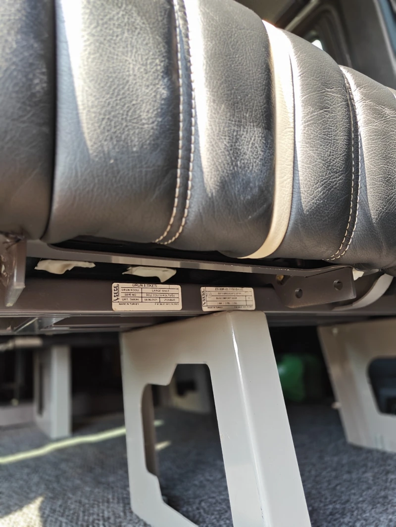 Mercedes-Benz Sprinter 319 tourer V6, снимка 13 - Бусове и автобуси - 52663222