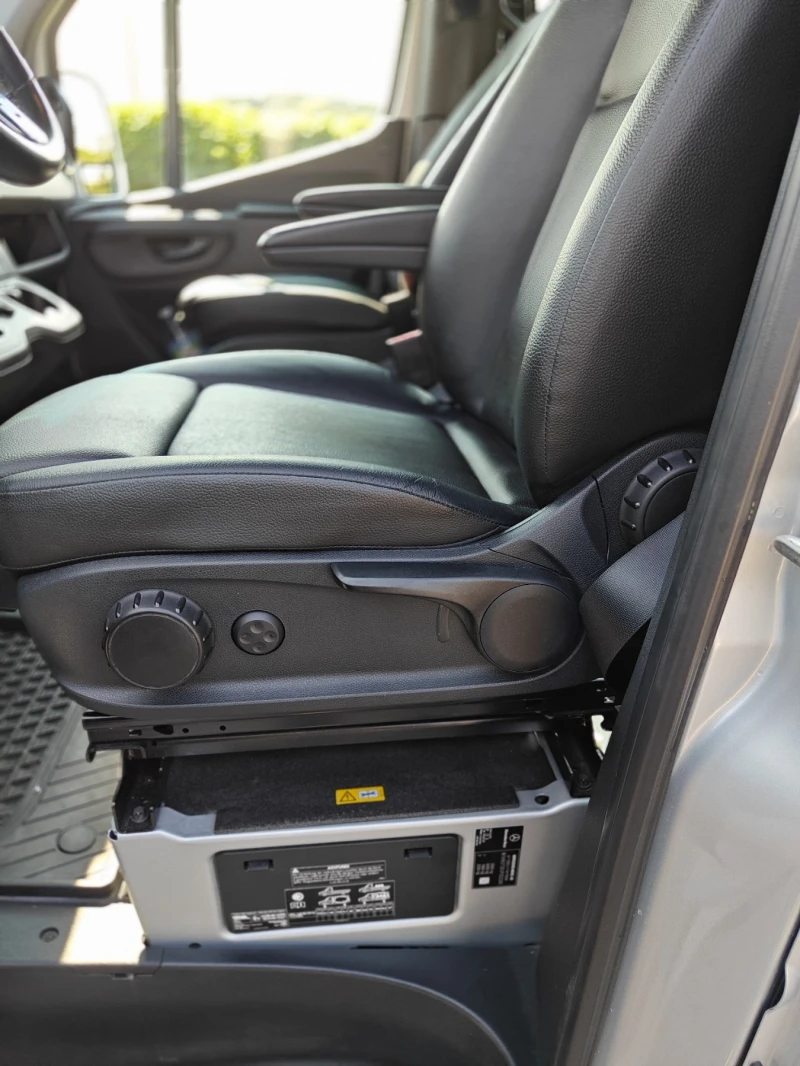 Mercedes-Benz Sprinter 319 tourer V6, снимка 12 - Бусове и автобуси - 52663222