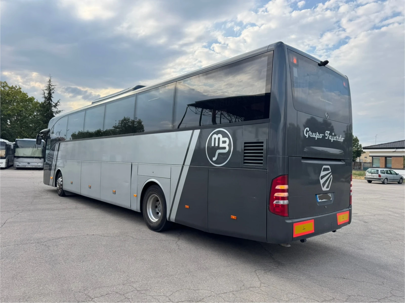 Mercedes-Benz Tourismo O 350 RHD 16, perfekt org.km - изображение 2