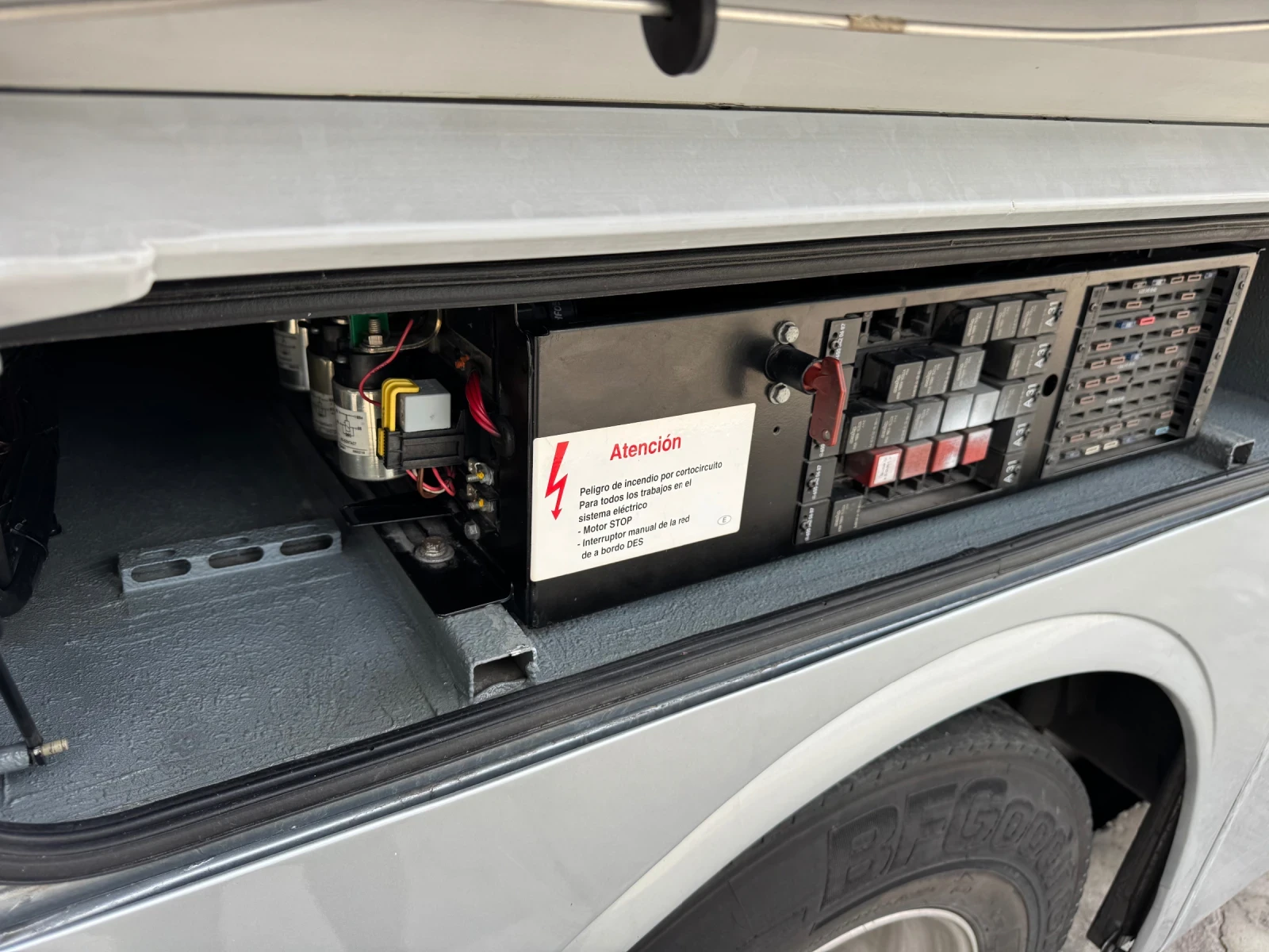 Mercedes-Benz Tourismo O 350 RHD 16, perfekt org.km | Mobile.bg   14