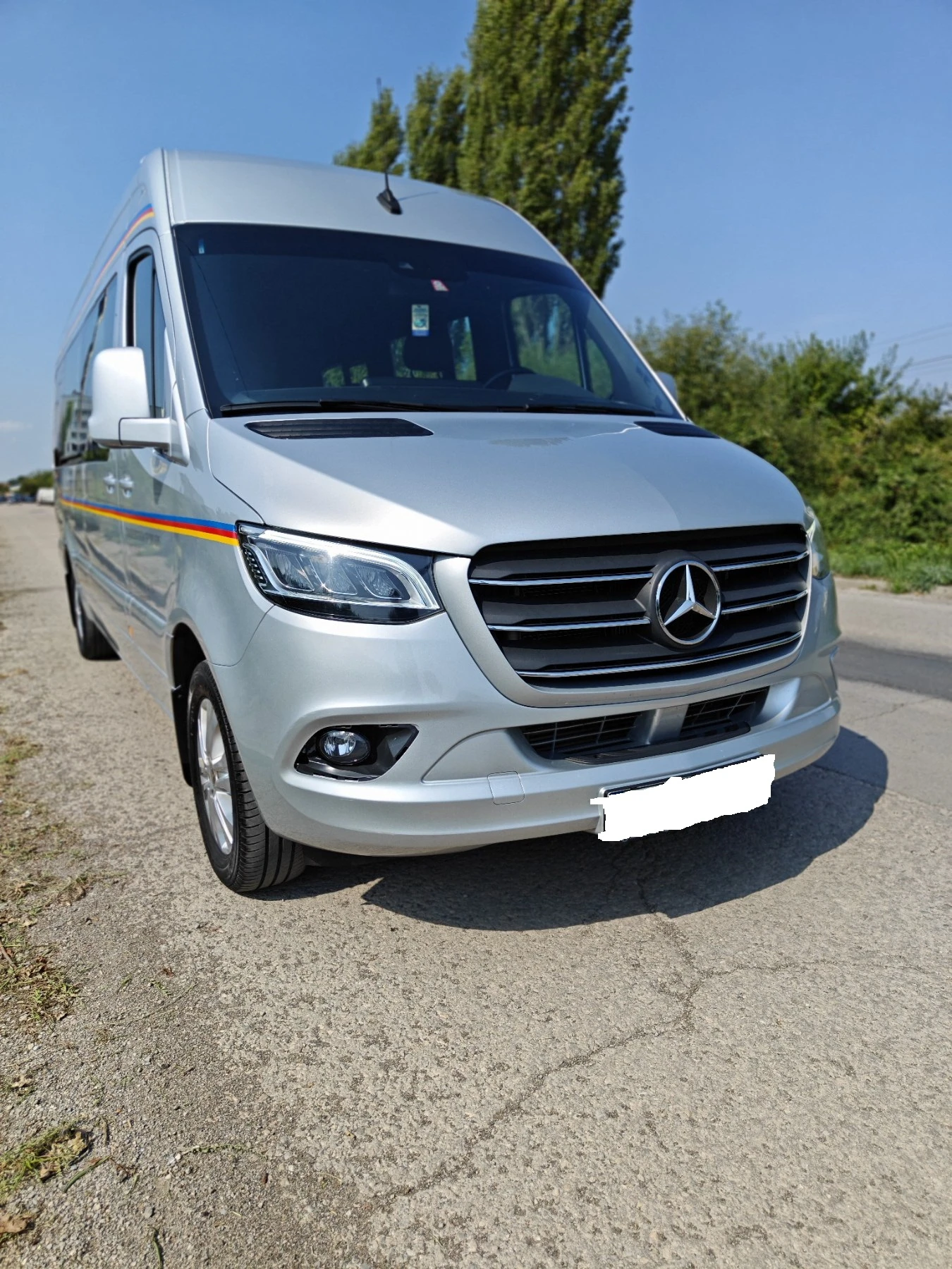 Mercedes-Benz Sprinter 319 tourer V6 - изображение 2