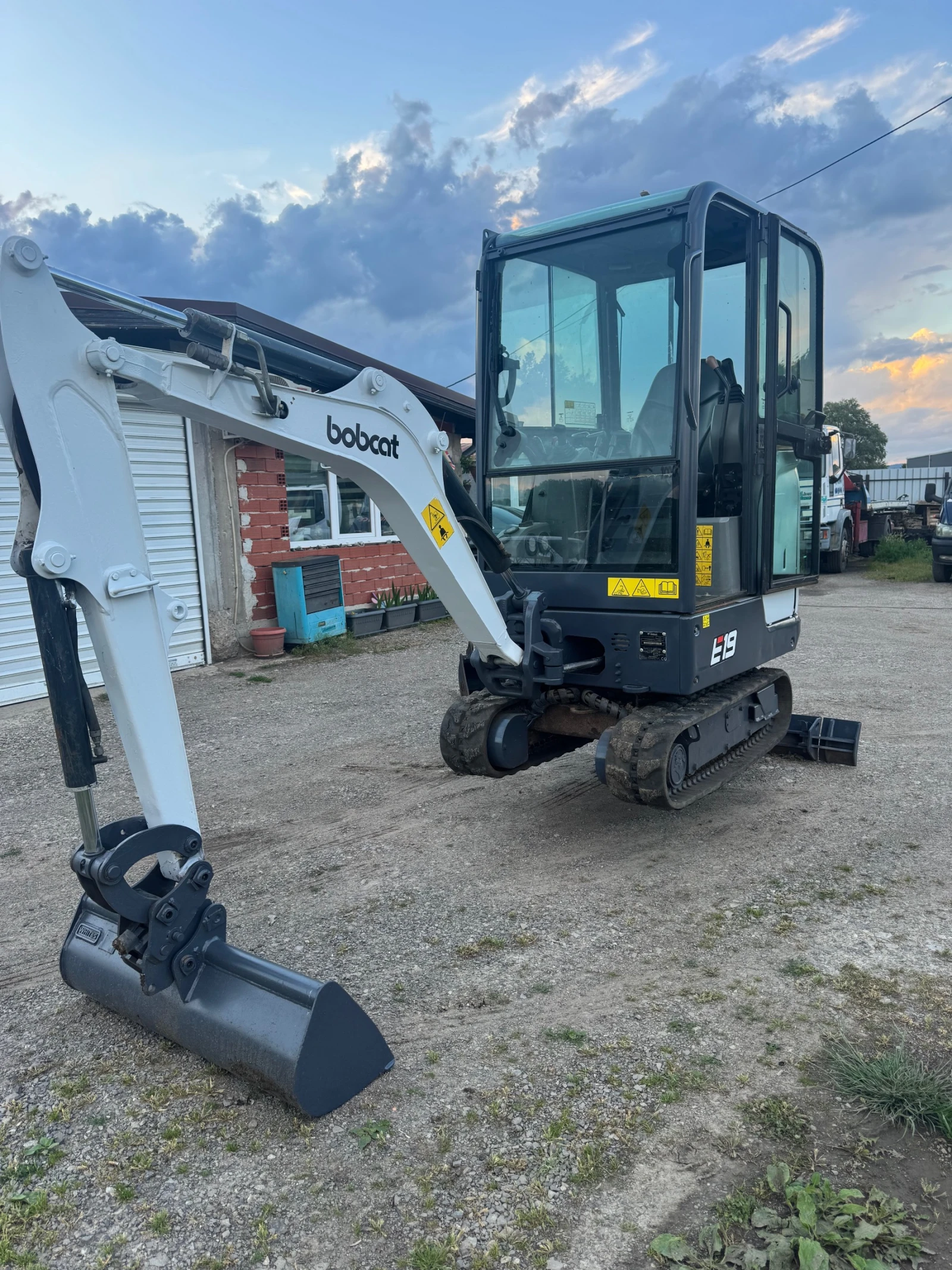 Багер Bobcat E19, снимка 7 - Индустриална техника - 54767983