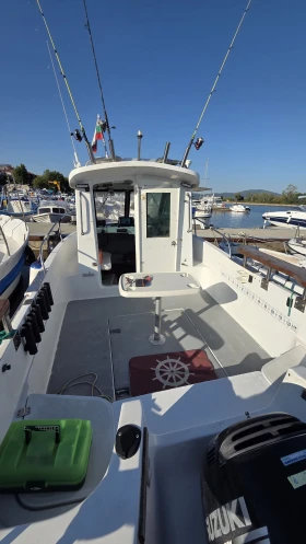 Моторна яхта Quicksilver Pilothouse 620, снимка 16