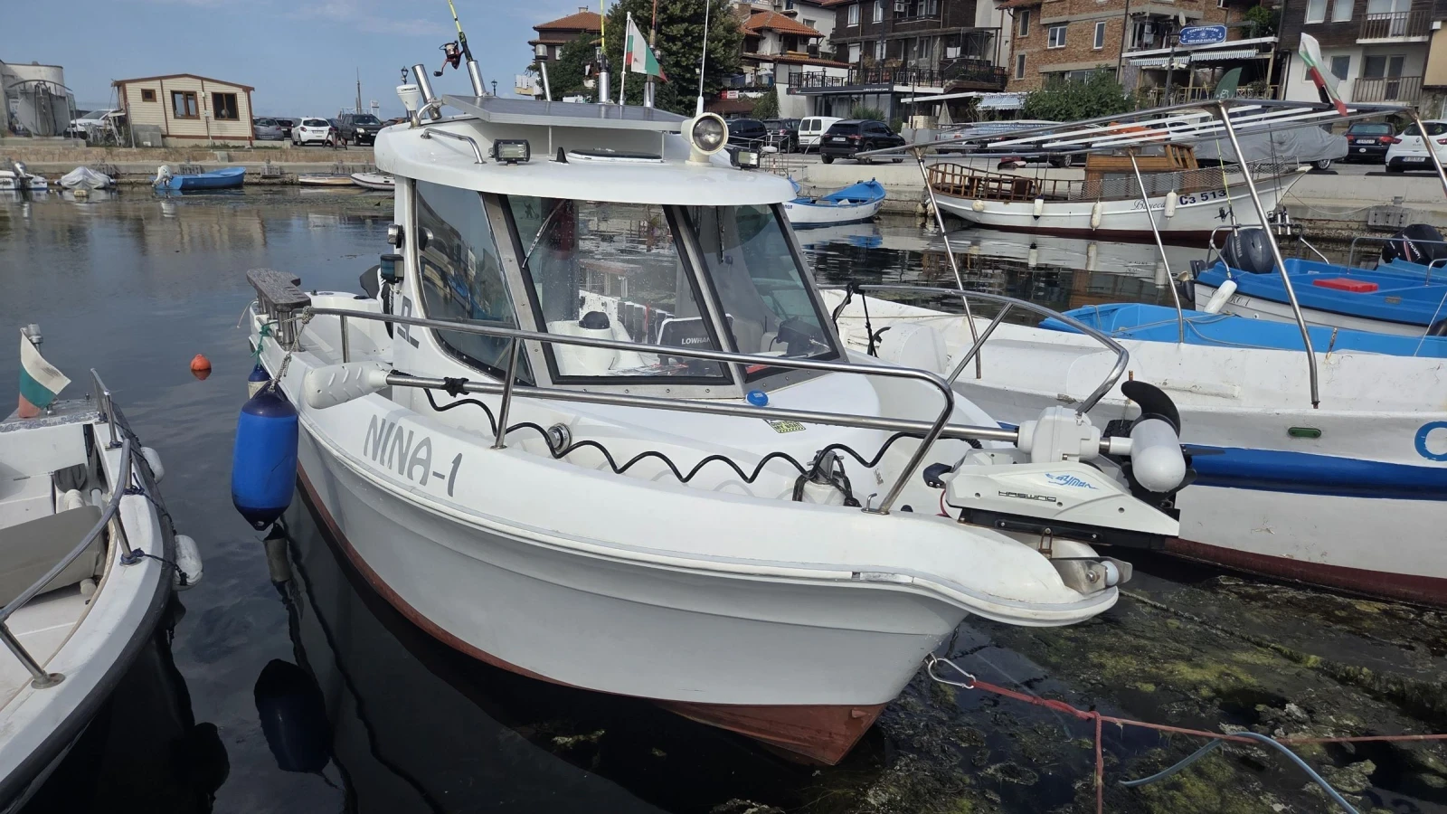Моторна яхта Quicksilver Pilothouse 620 - изображение 10