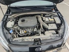 Kia Ceed 1.6 T-GDI GT, снимка 5
