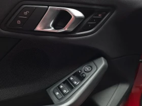 BMW 118 118D Joy First Edition, снимка 17